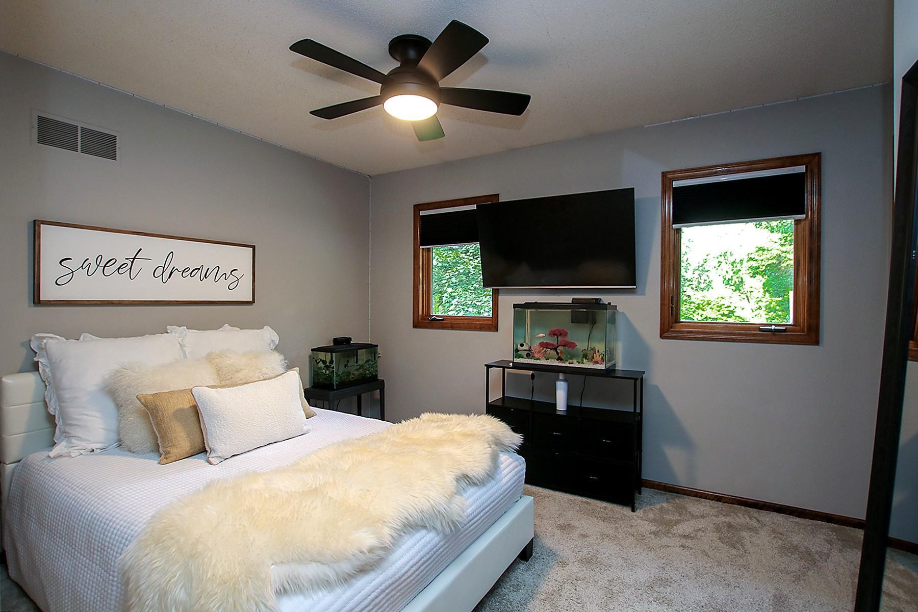 210 Interwood Drive Property Photo 12