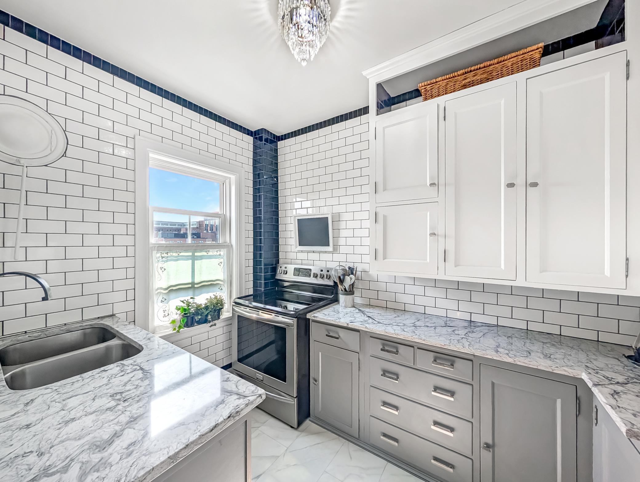 2615 Park Avenue 611 Property Photo 3