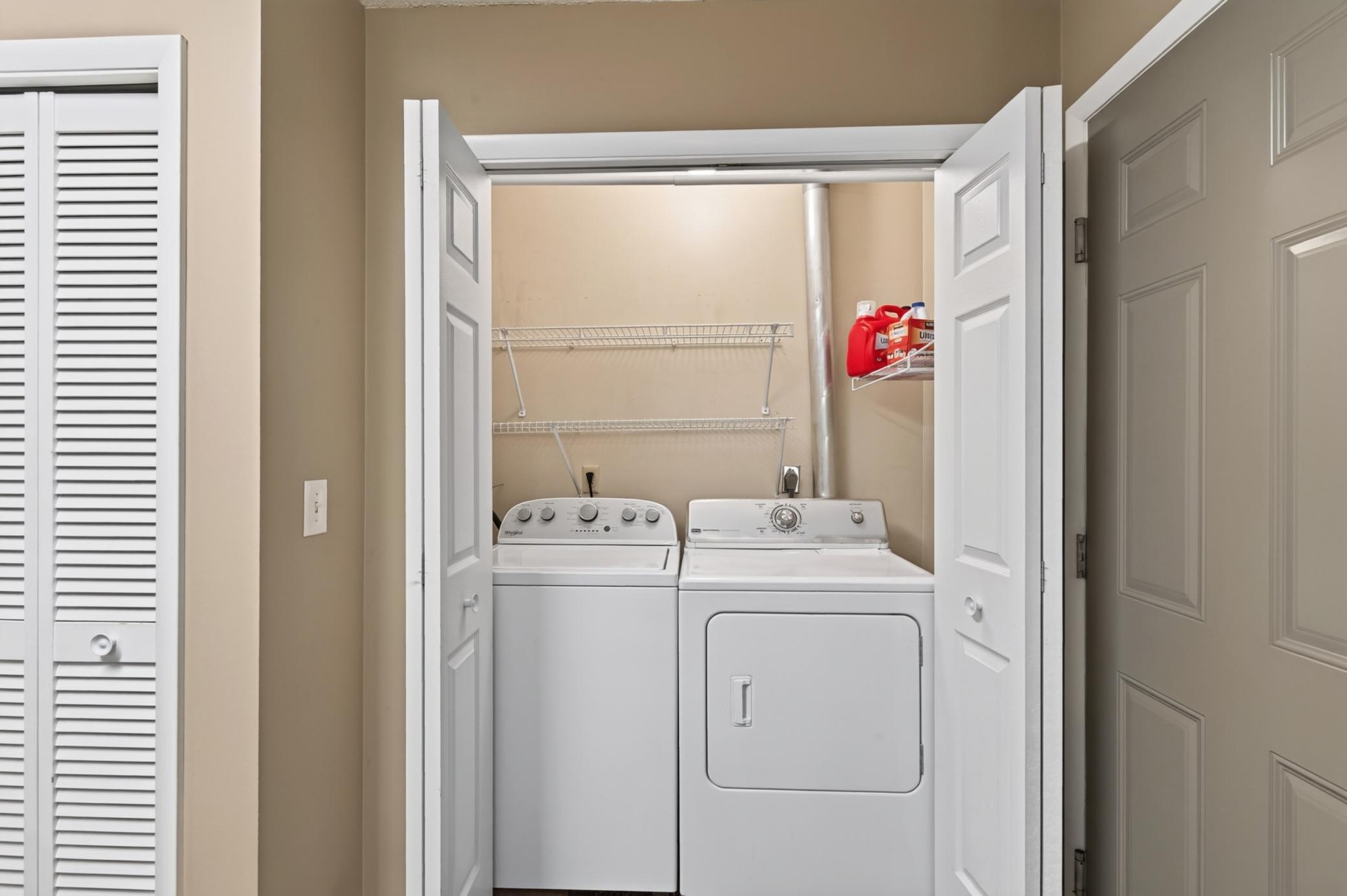 2210 Ranchview Lane N 127 Property Photo 14