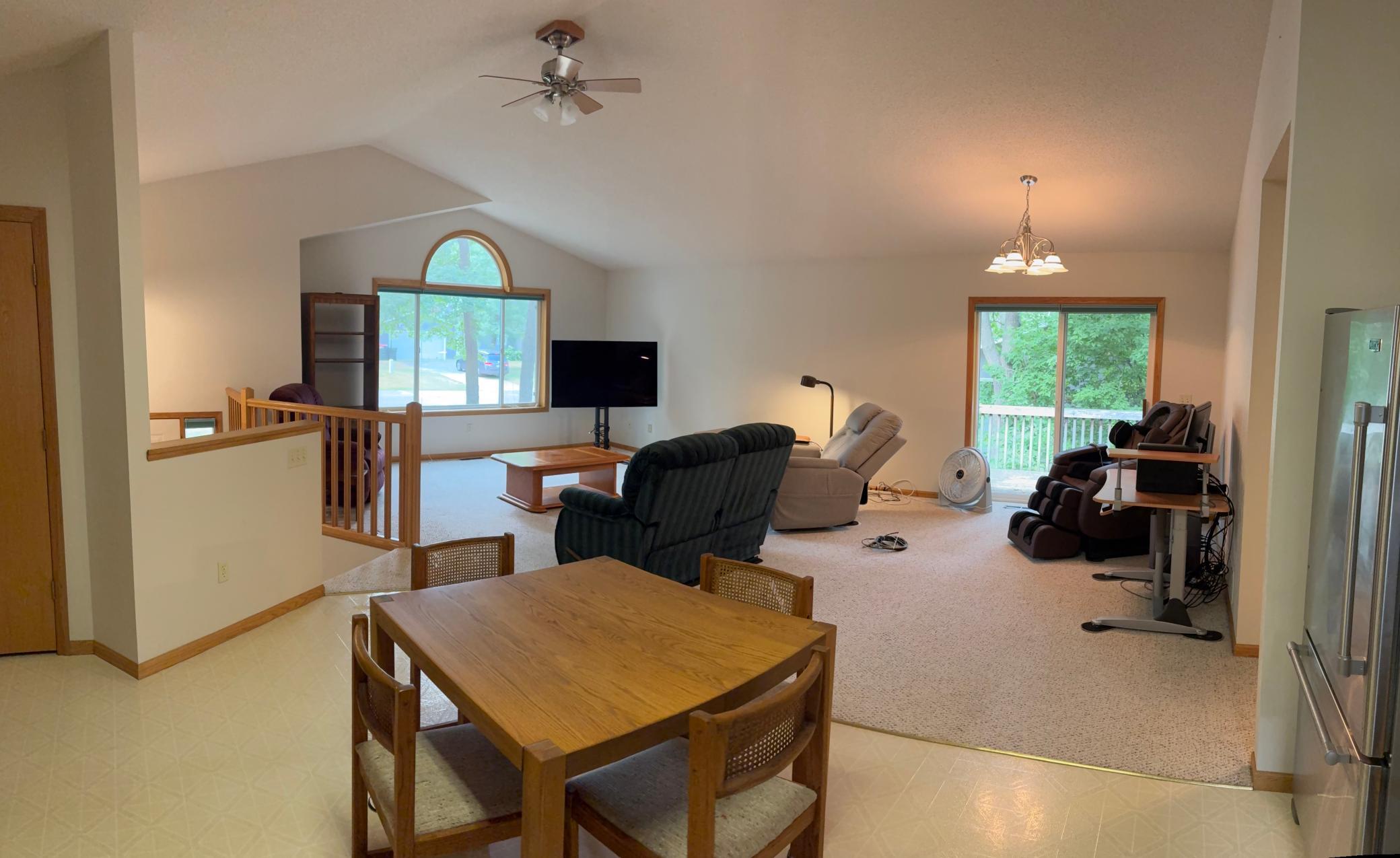 6584 Mary Street Property Photo 5