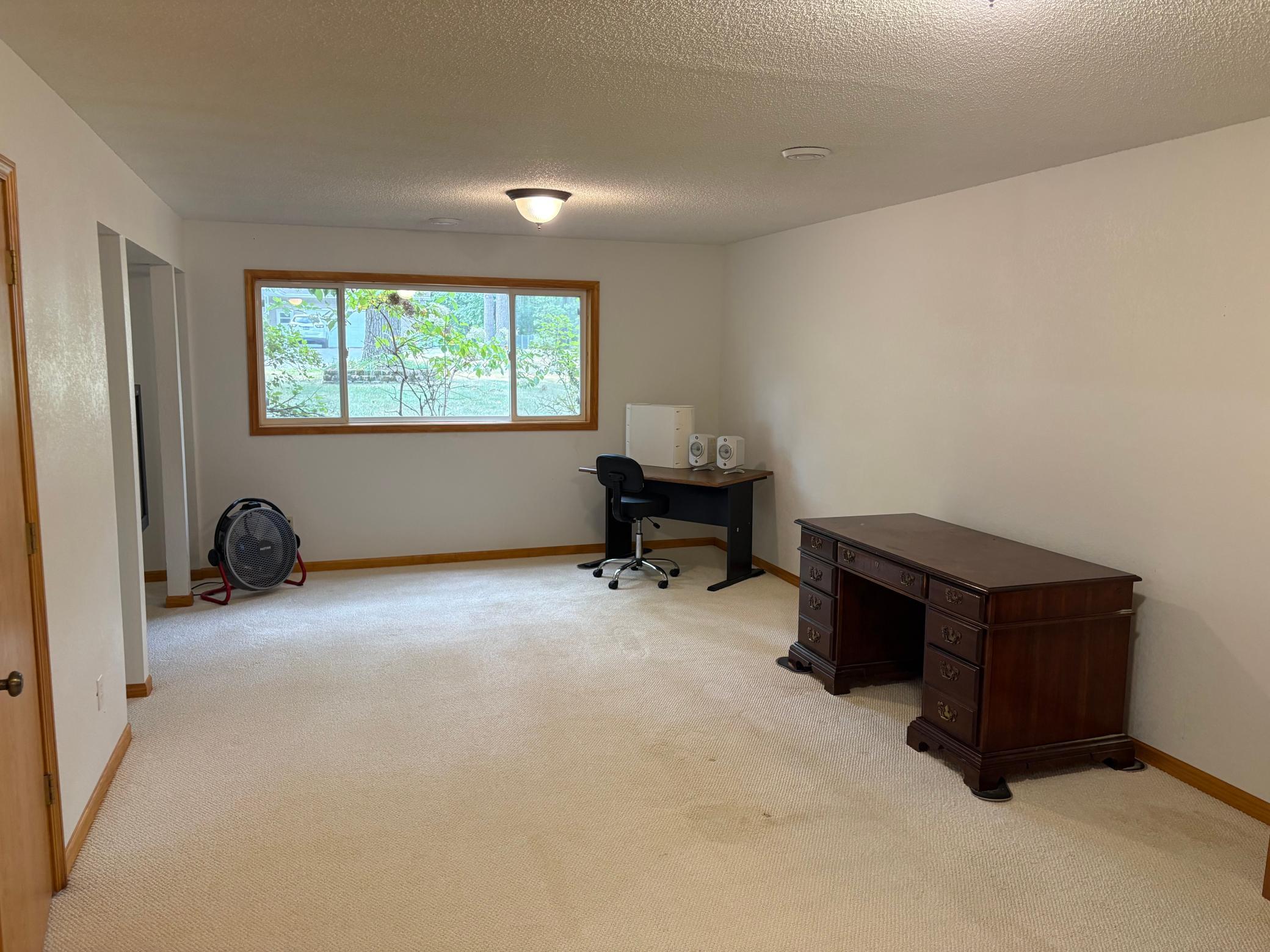6584 Mary Street Property Photo 13