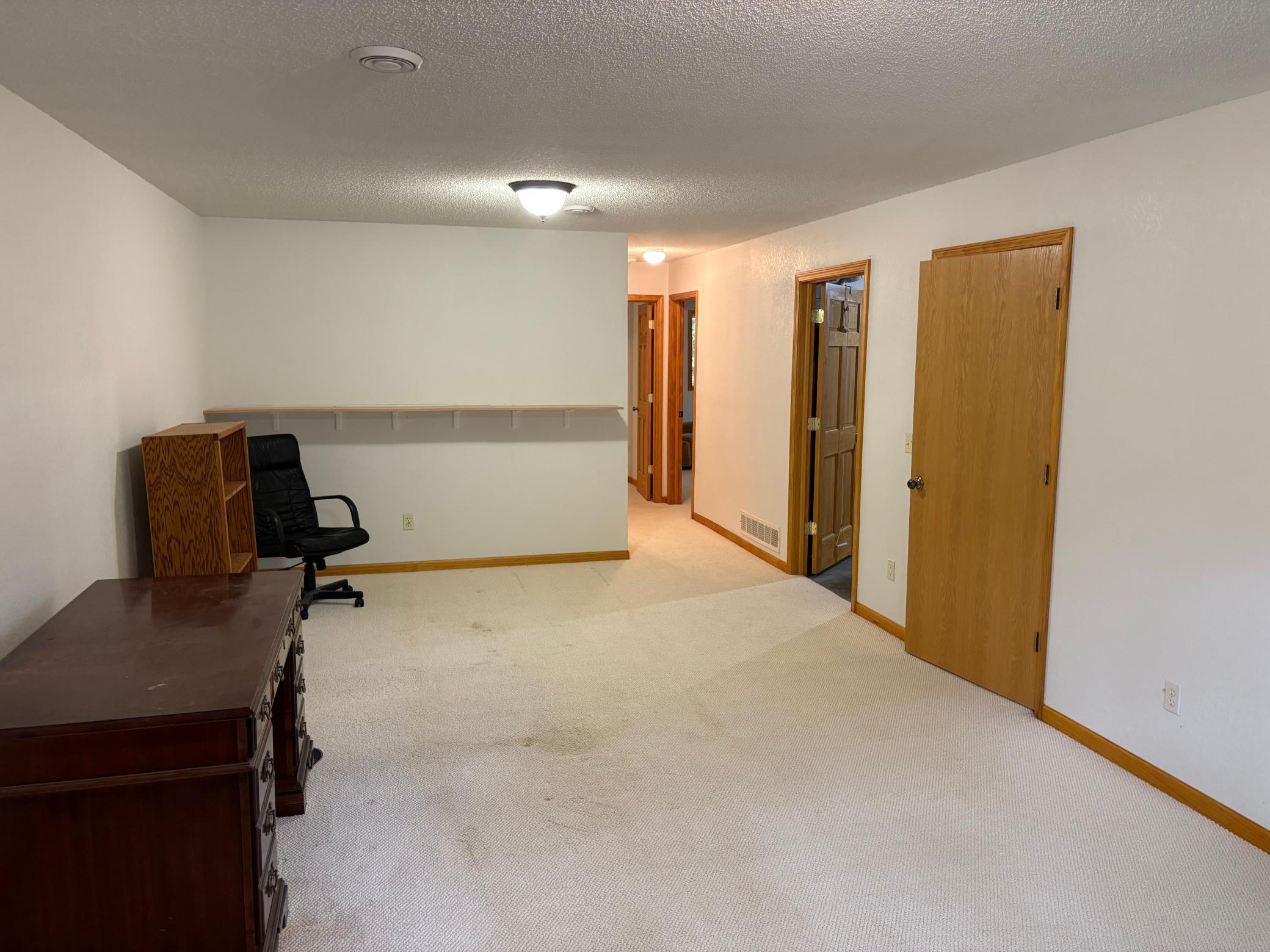 6584 Mary Street Property Photo 14