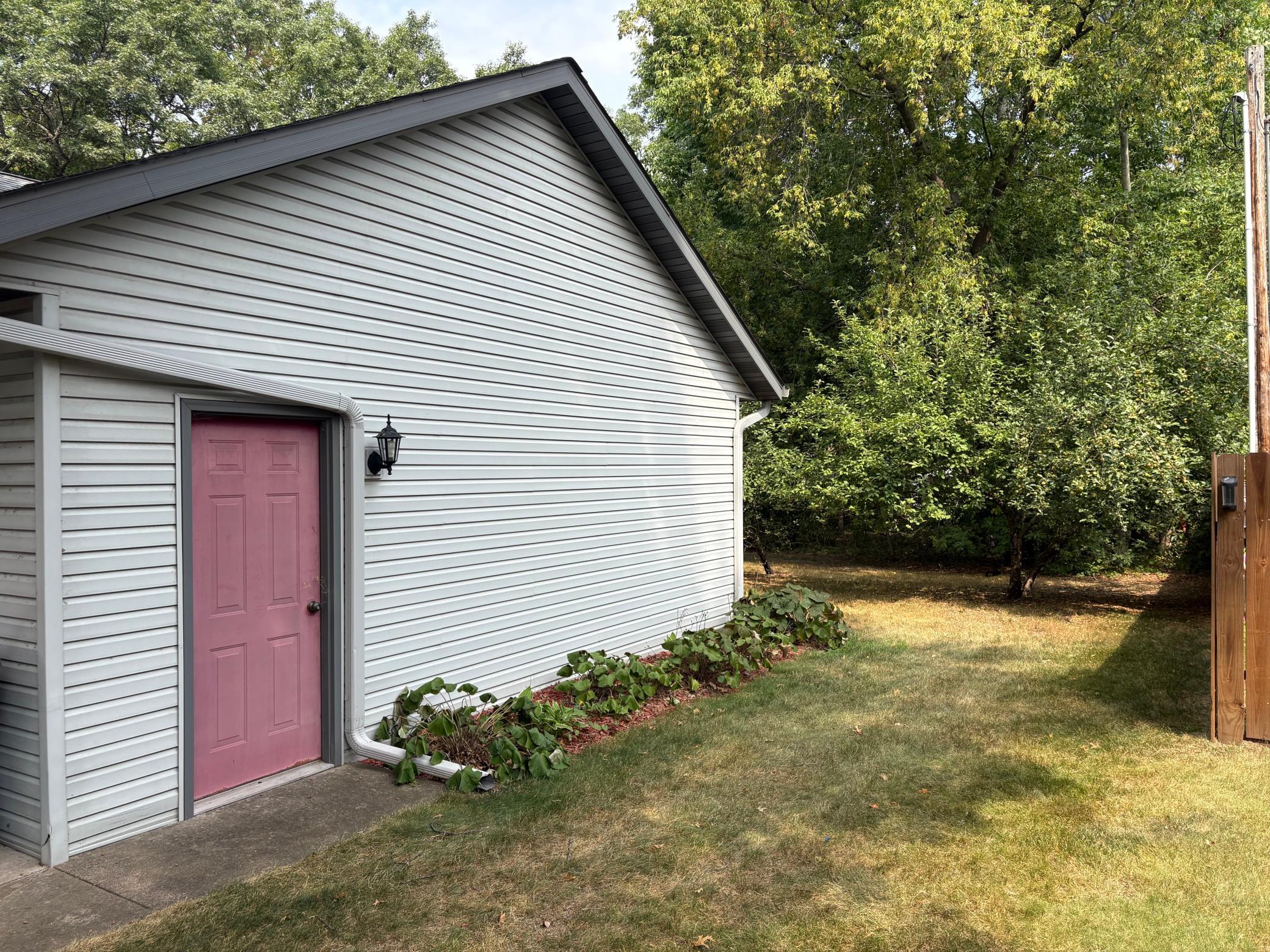 6584 Mary Street Property Photo 25