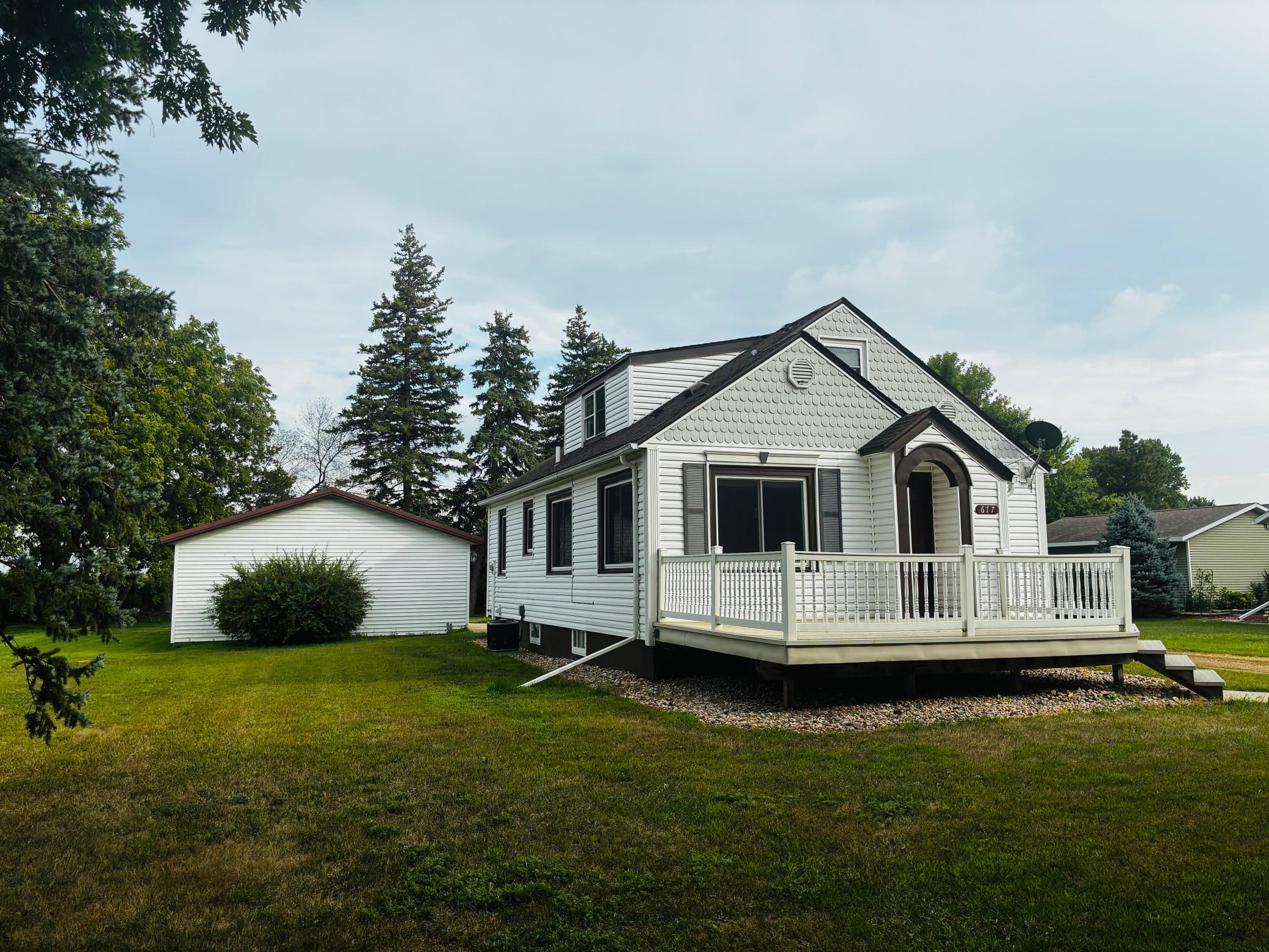 617 3rd Avenue Property Photo 2