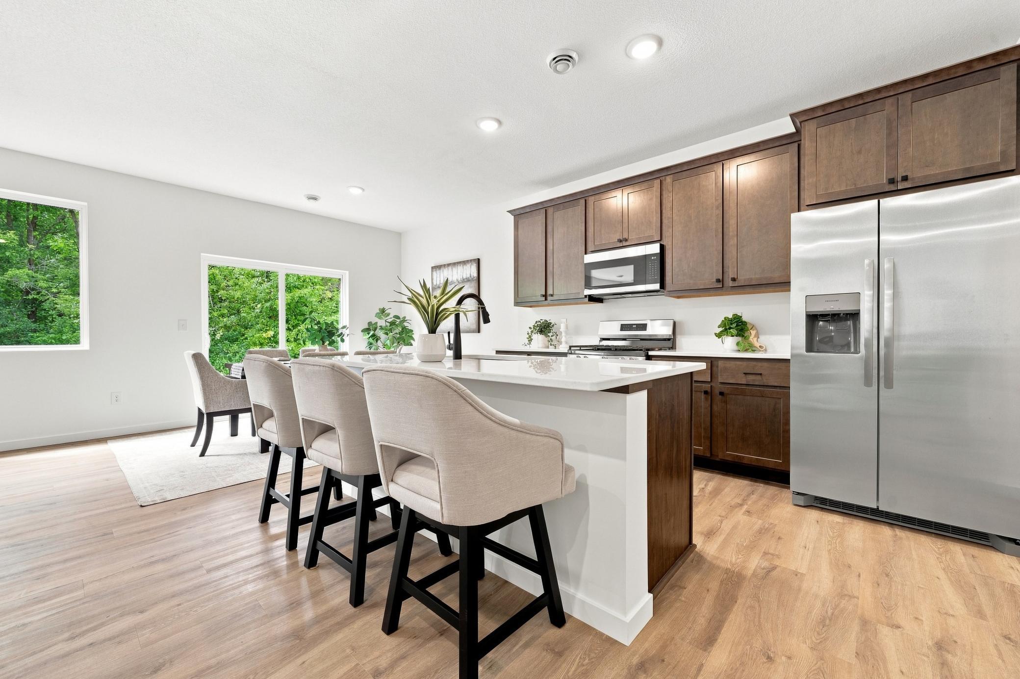 1726 Donway Place Ne Property Photo 3