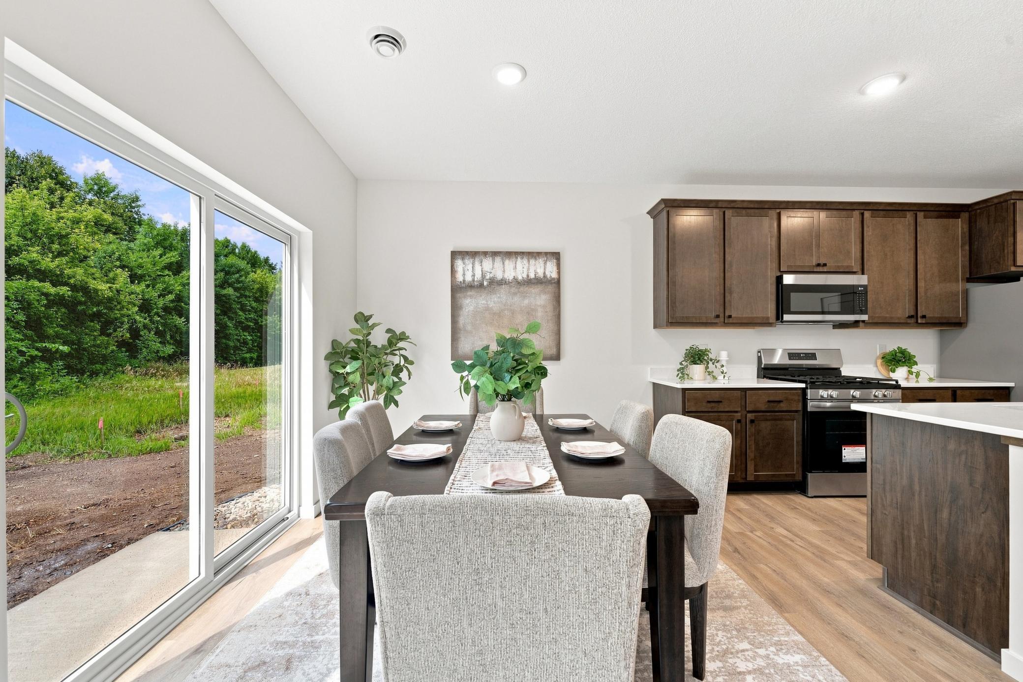 1726 Donway Place Ne Property Photo 12