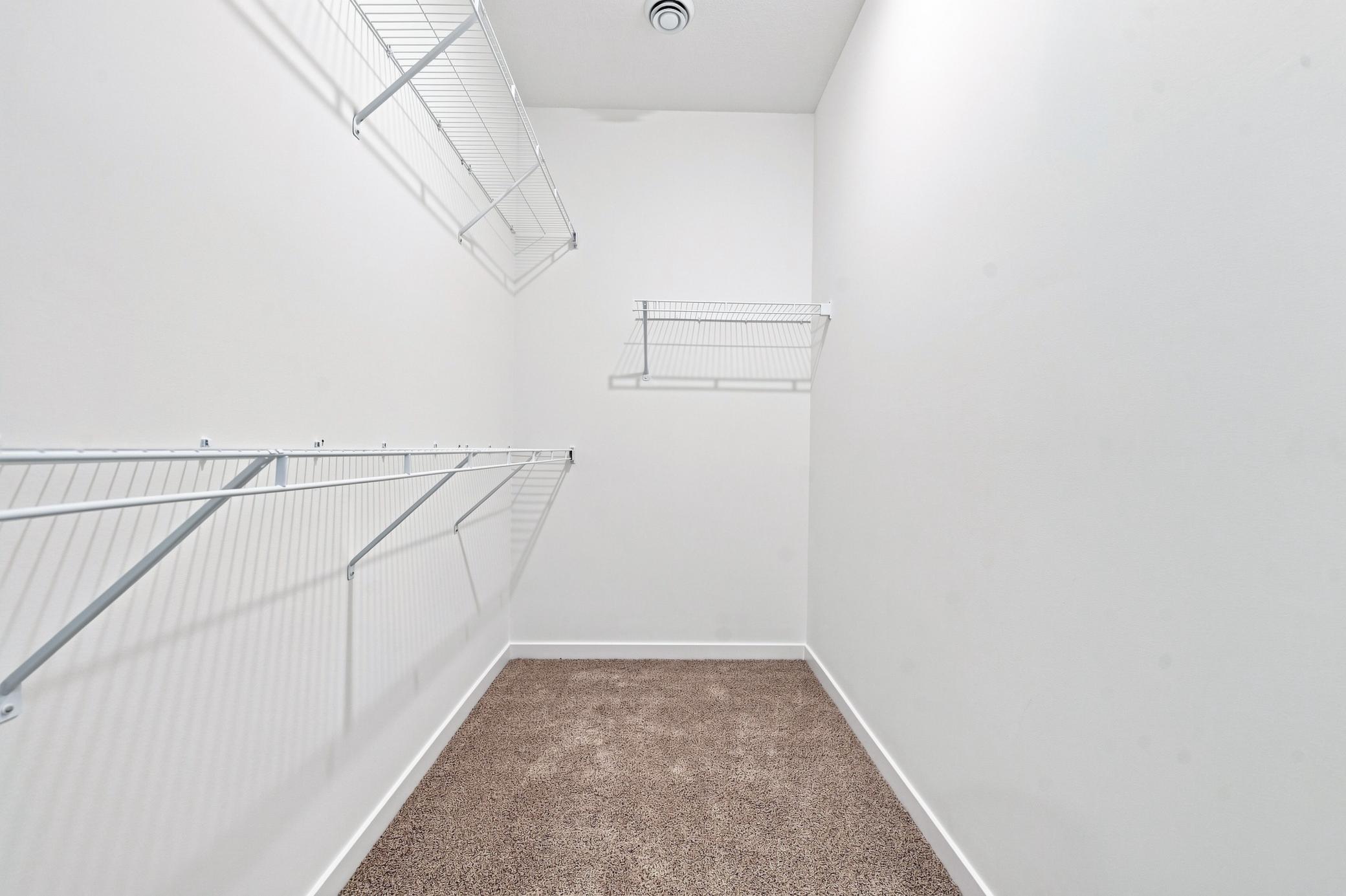 1726 Donway Place Ne Property Photo 17