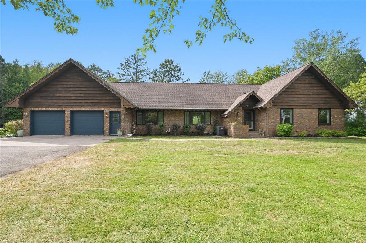 16 Heron Drive Property Photo 1