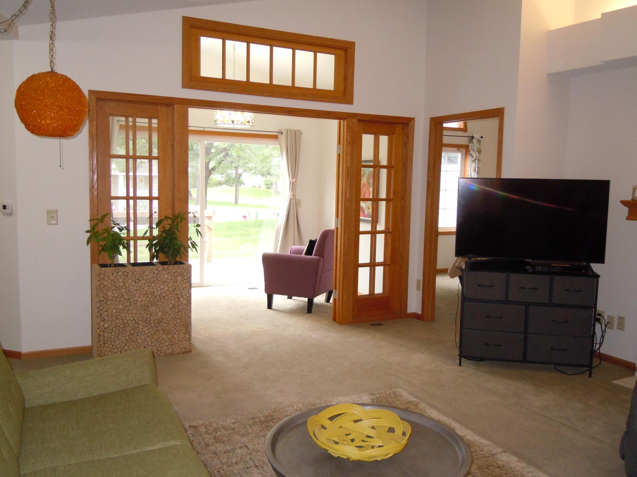 8620 Oxford Lane Property Photo 6