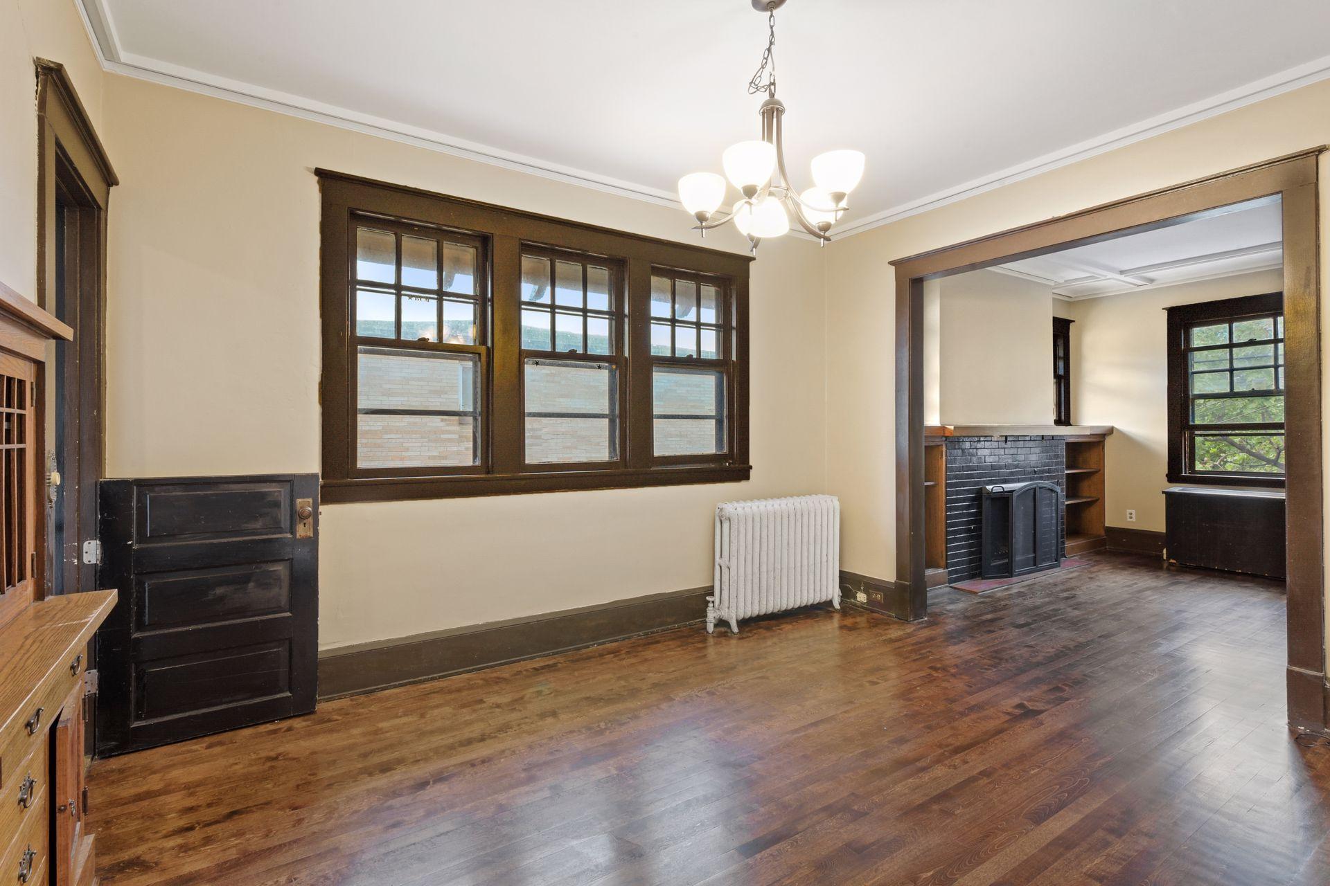1108 W 28th Street Property Photo 4