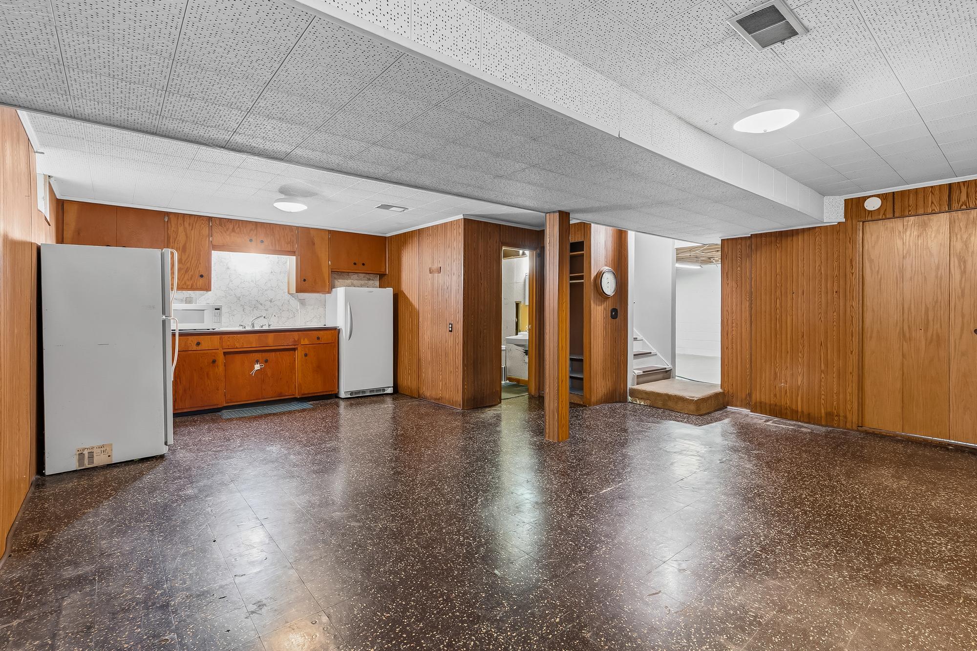 1843 Grant Road Property Photo 14
