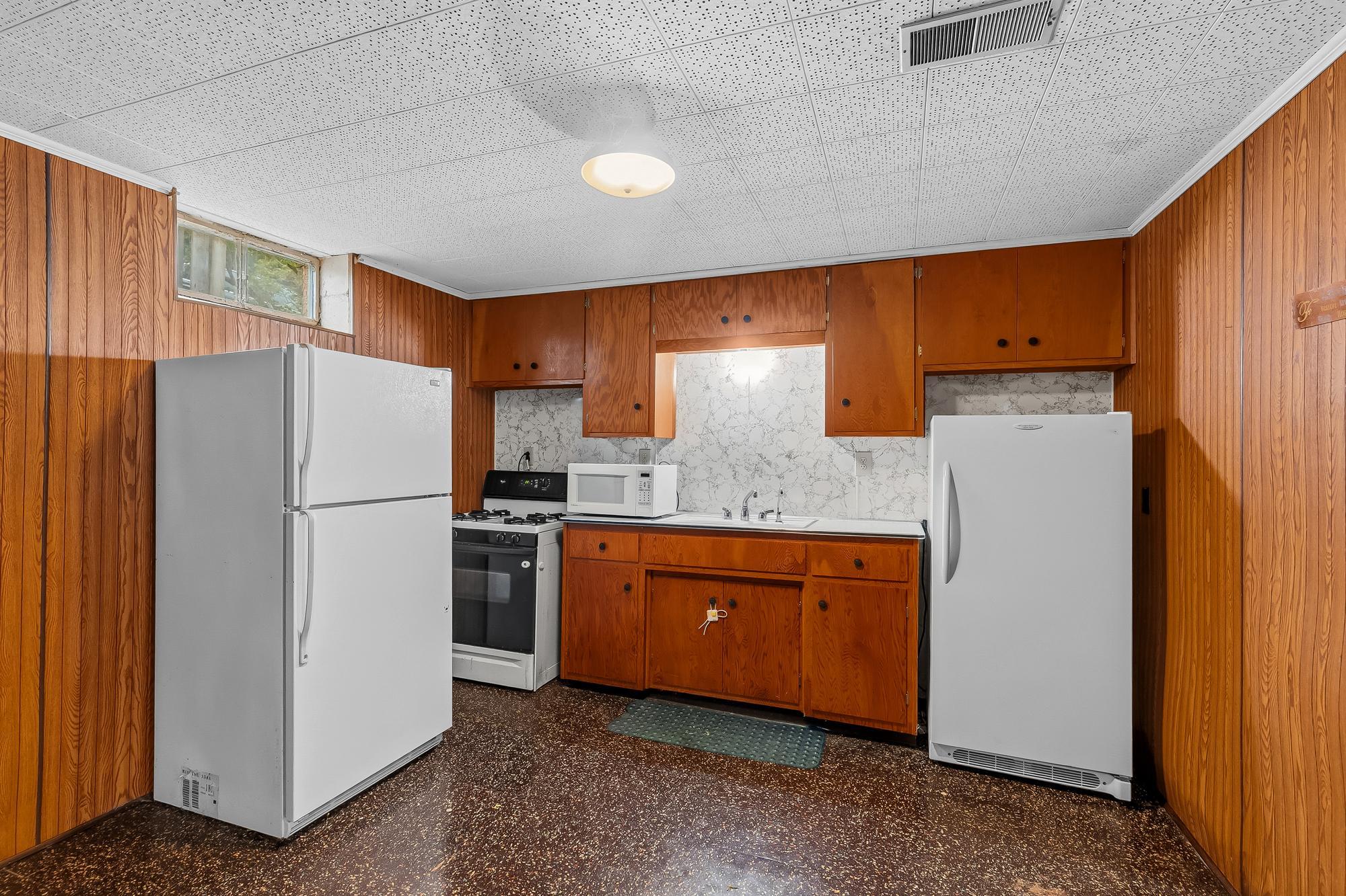 1843 Grant Road Property Photo 15