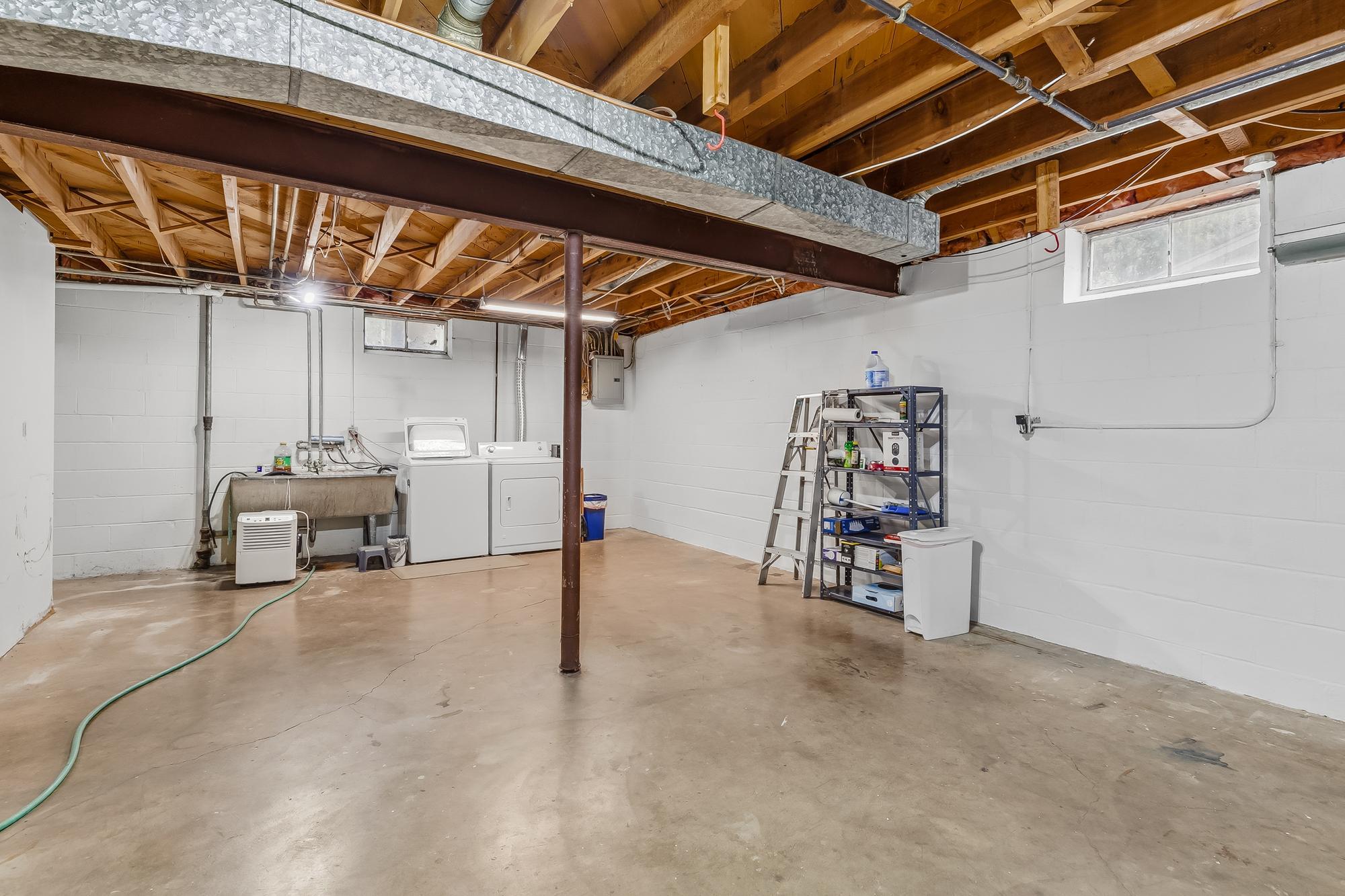 1843 Grant Road Property Photo 17
