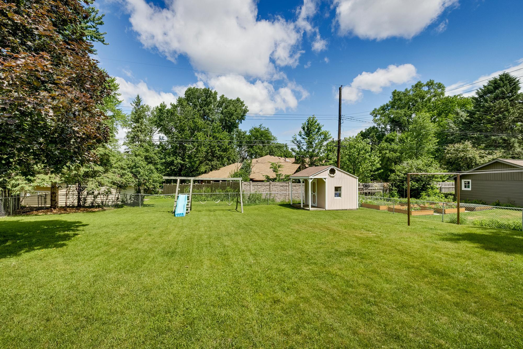 1843 Grant Road Property Photo 21