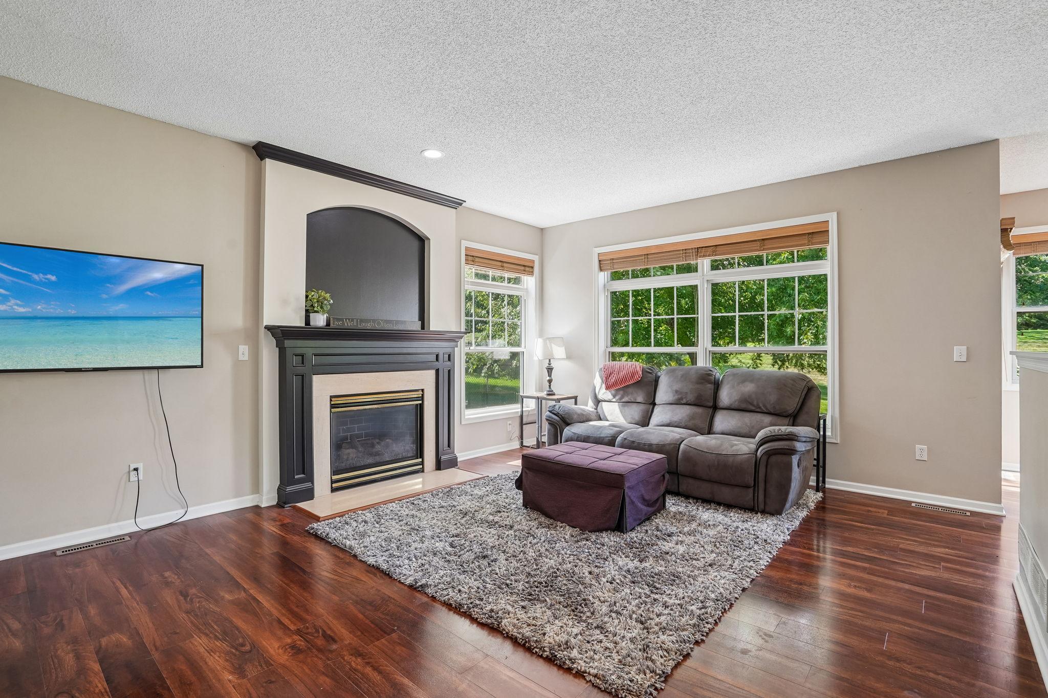 12852 44th Place Ne Property Photo 11