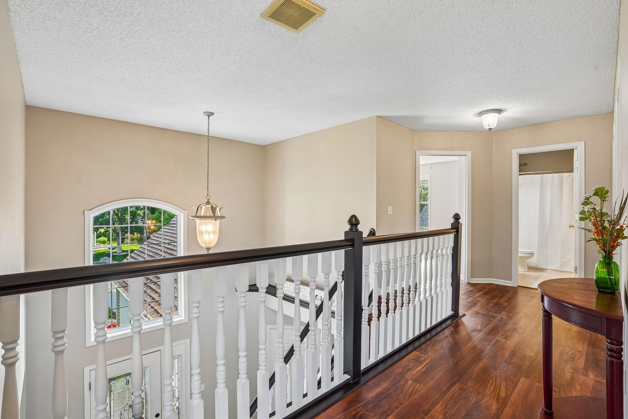 12852 44th Place Ne Property Photo 15