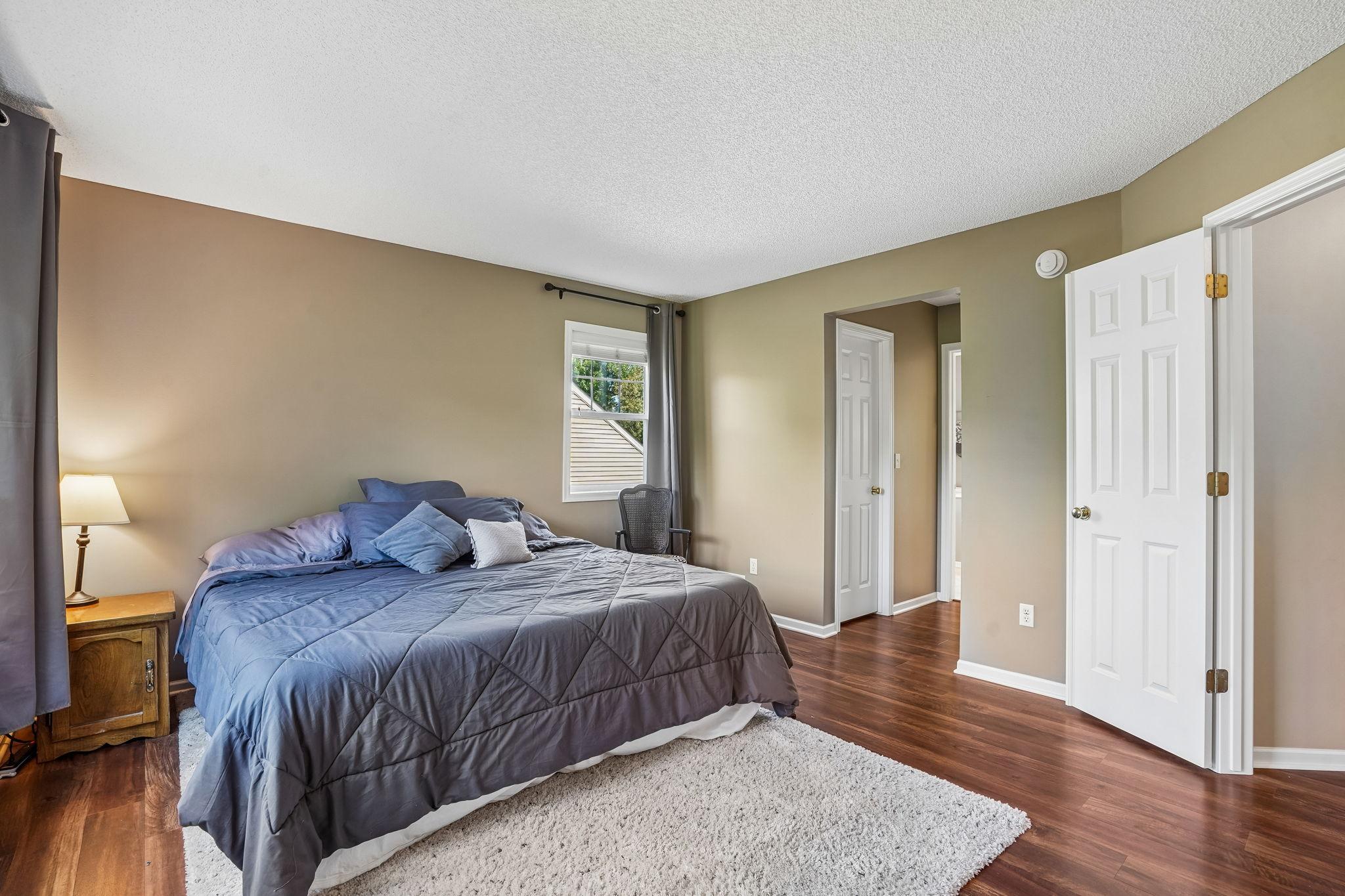 12852 44th Place Ne Property Photo 16