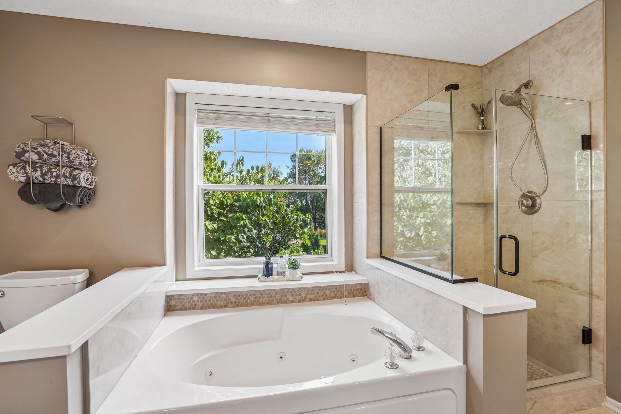 12852 44th Place Ne Property Photo 18