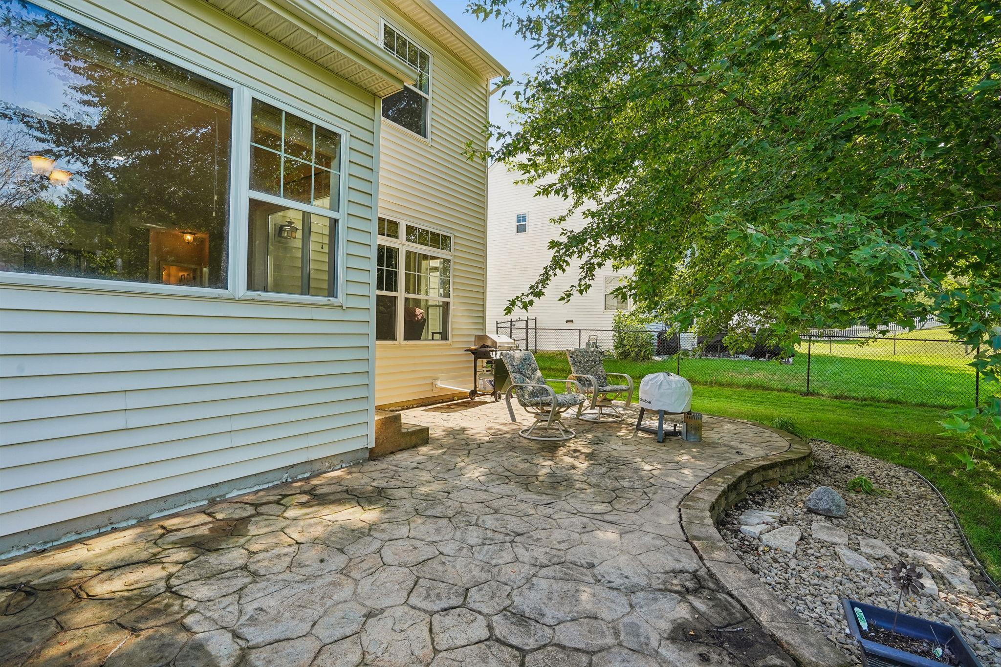 12852 44th Place Ne Property Photo 34
