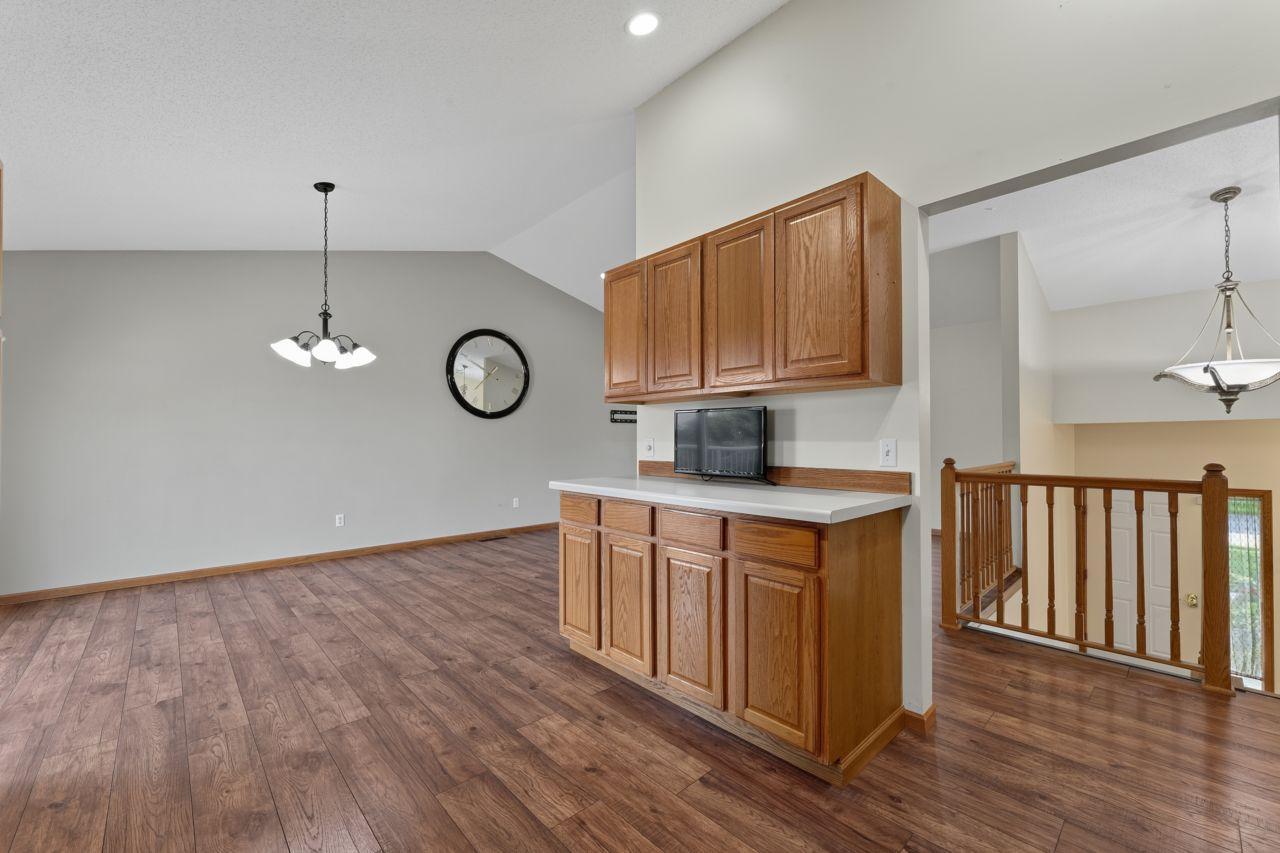 501 Carter Drive Property Photo 12
