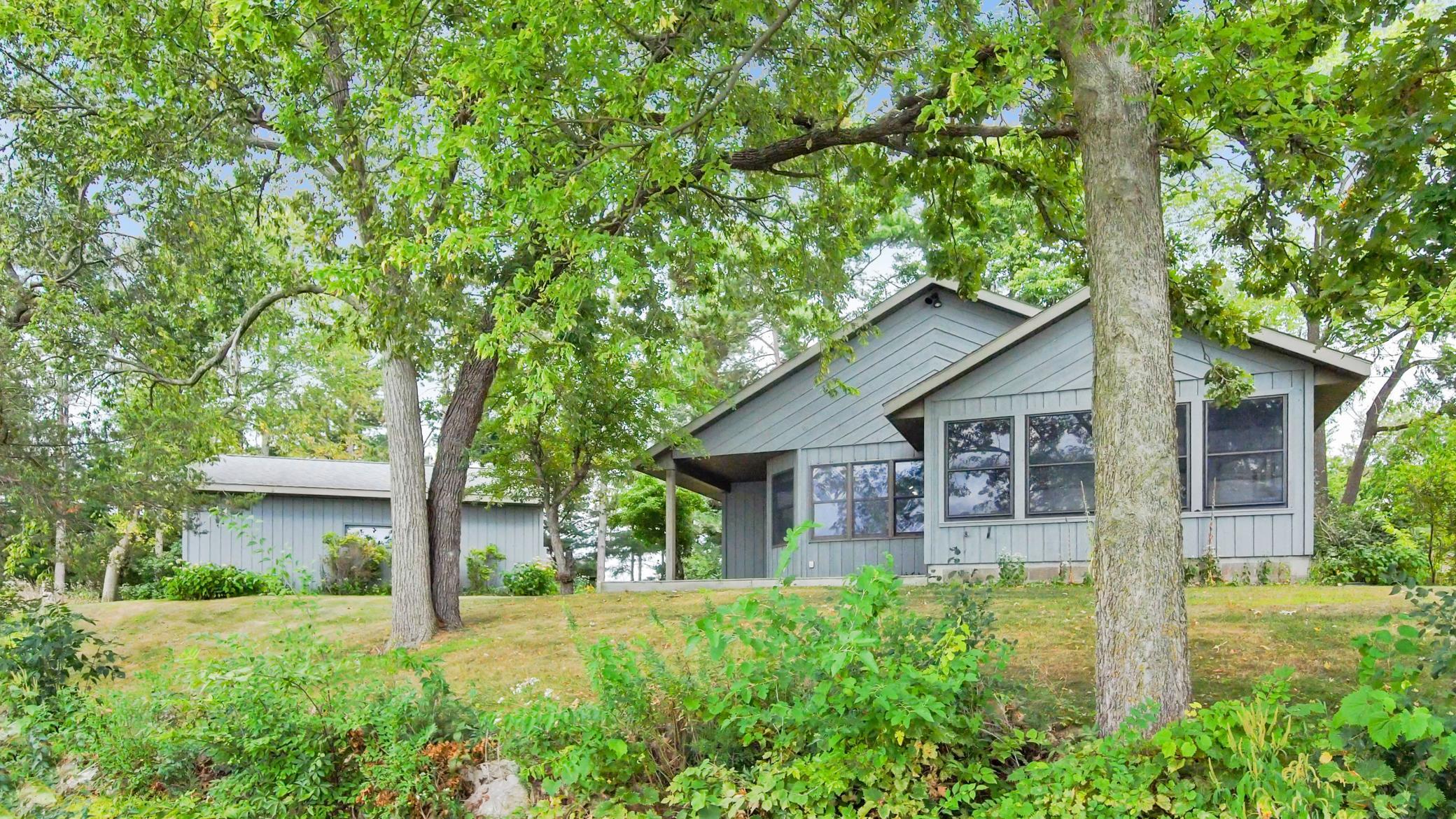 1366 S River Road Property Photo 28