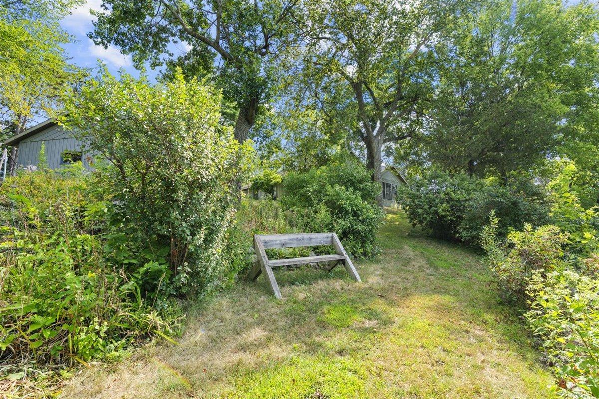 1366 S River Road Property Photo 42