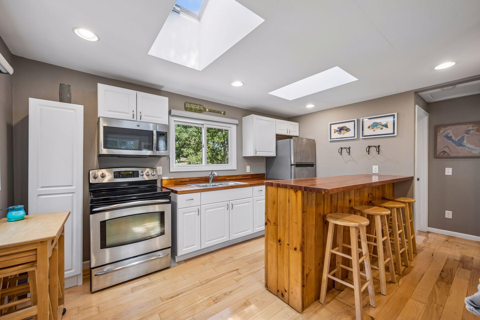 20805 Edgewater Road Property Photo 15