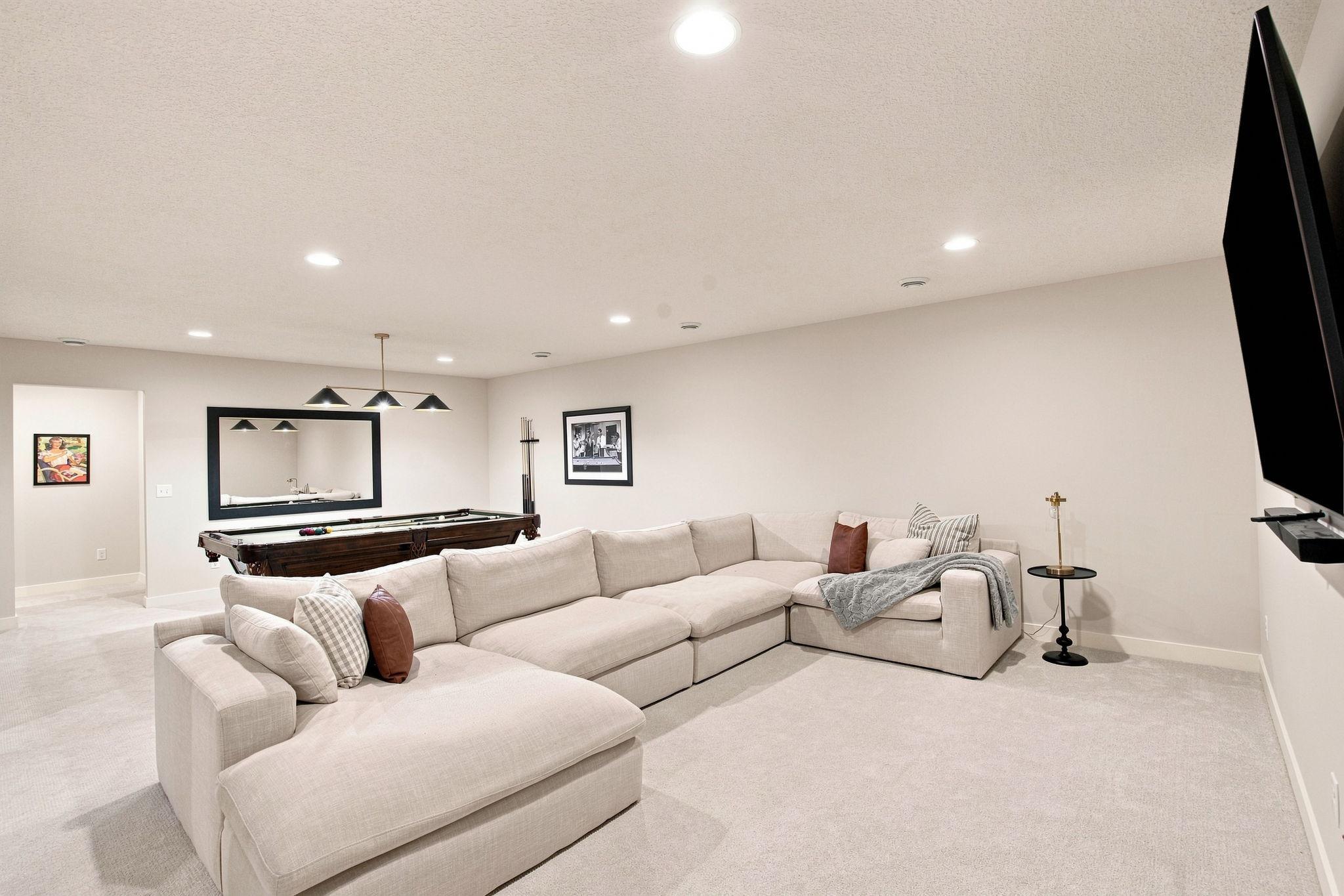 5392 Rolling Hills Parkway Property Photo 34