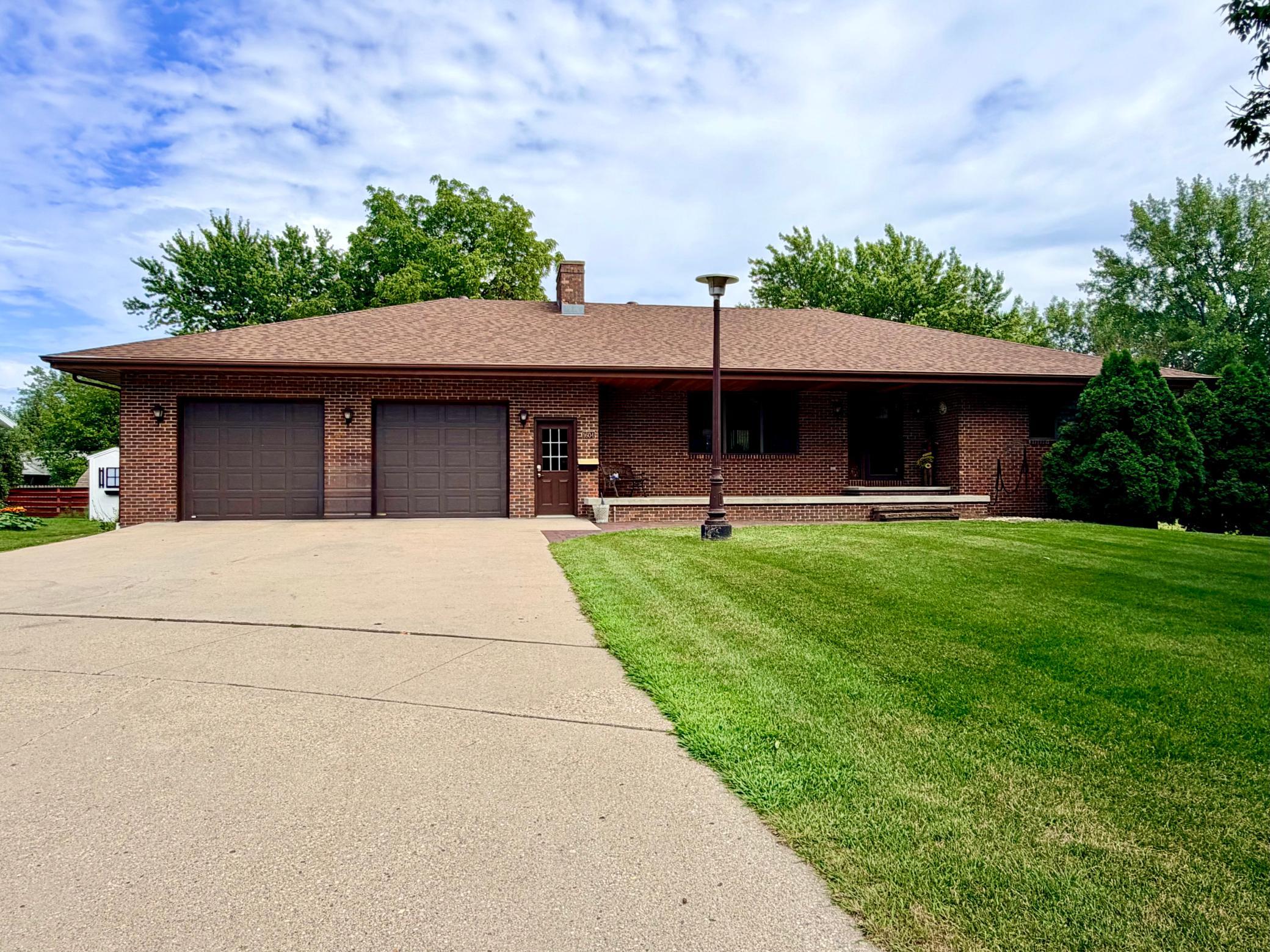 1604 Birchwood Place