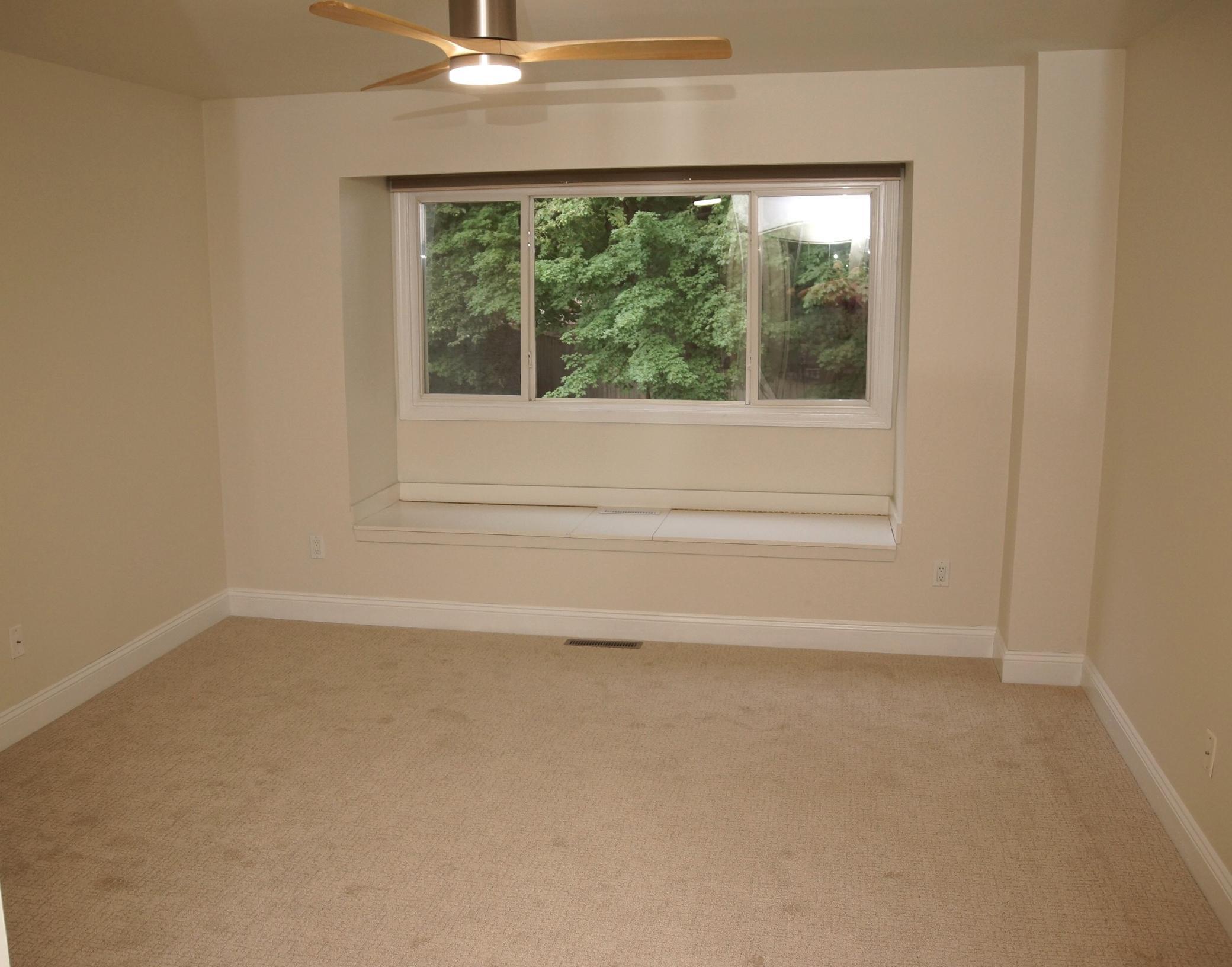 330 Pondridge Circle Property Photo 12