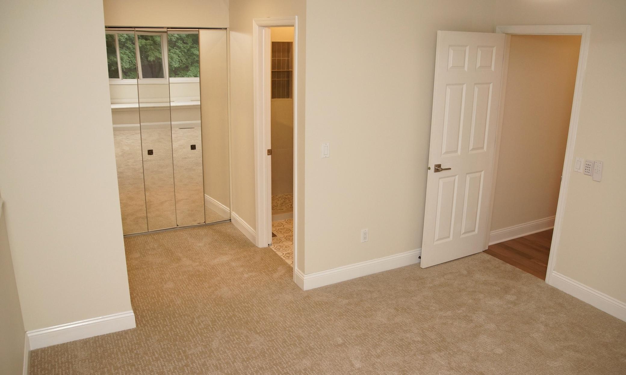 330 Pondridge Circle Property Photo 14