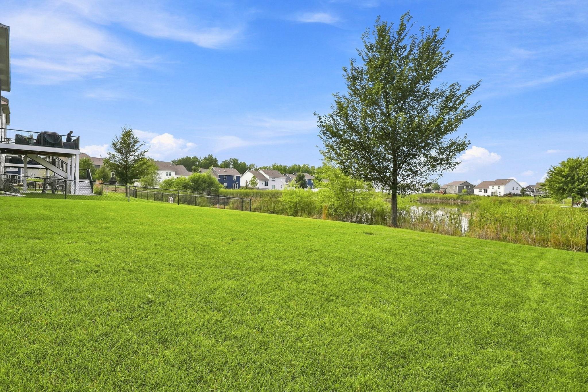 11572 Pineridge Way N Property Photo 48