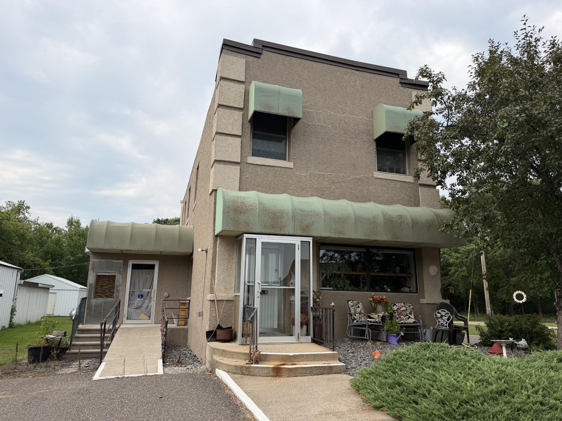 16618 20th Street Property Photo 1