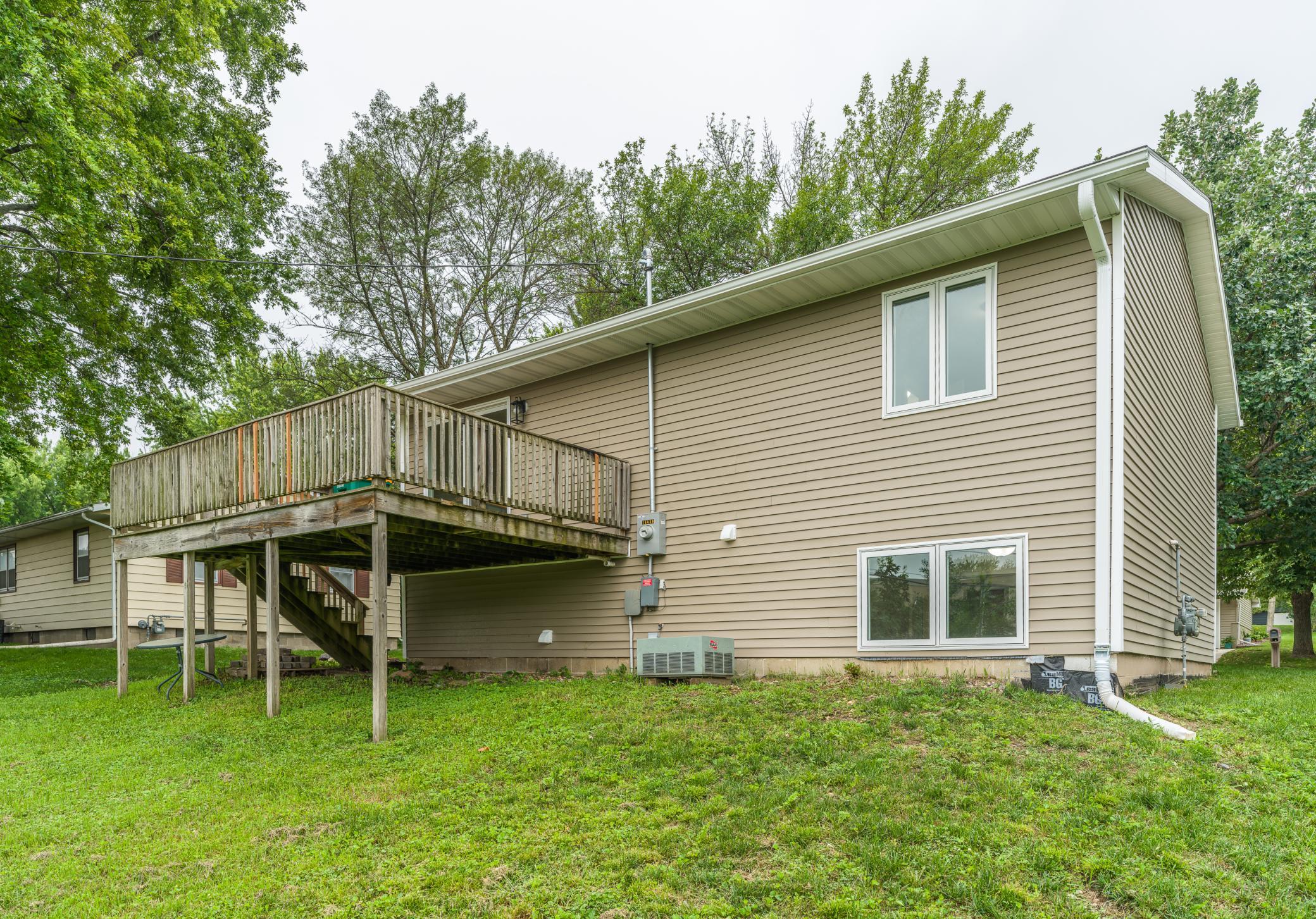 1208 Crestview Road Property Photo 4