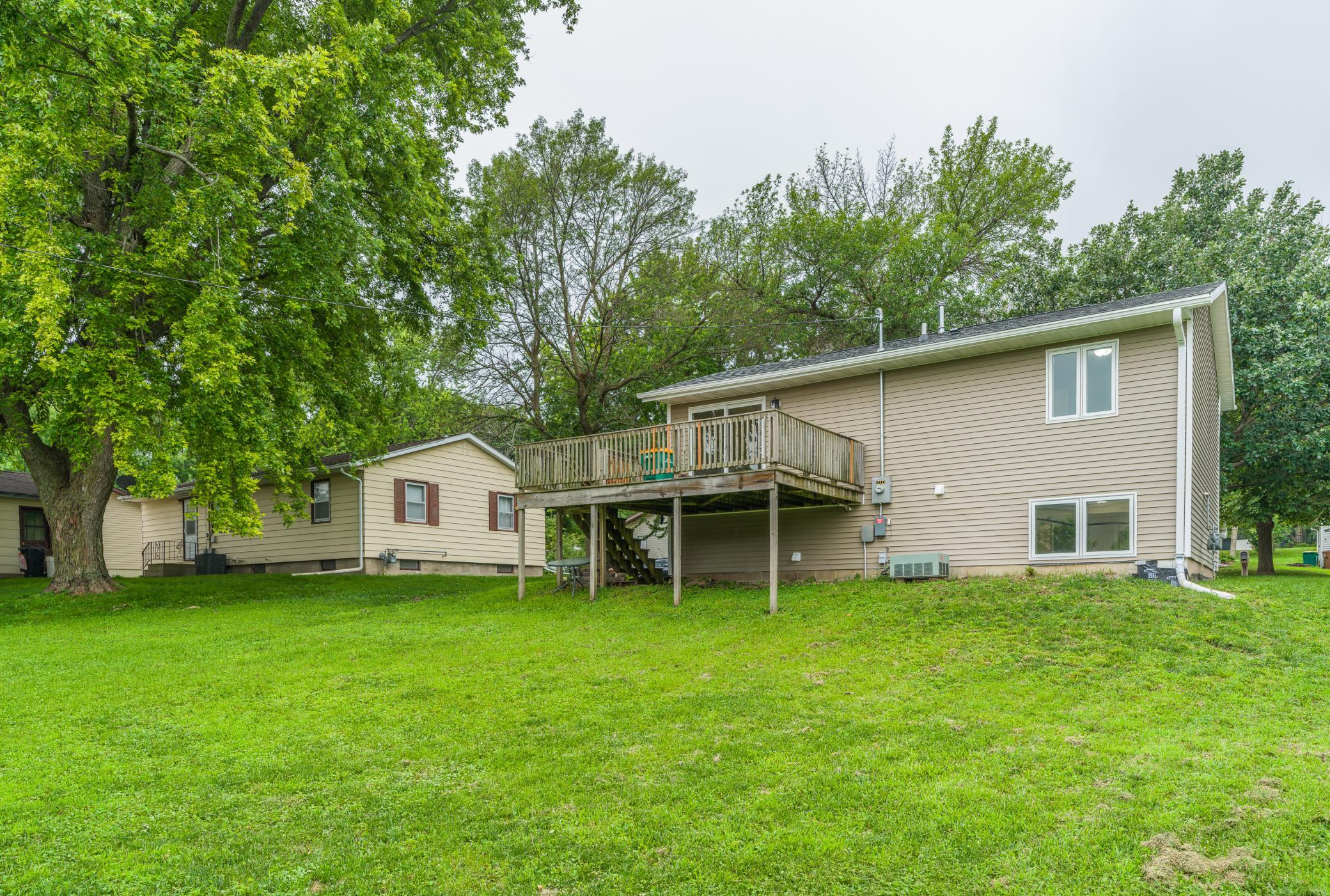 1208 Crestview Road Property Photo 5
