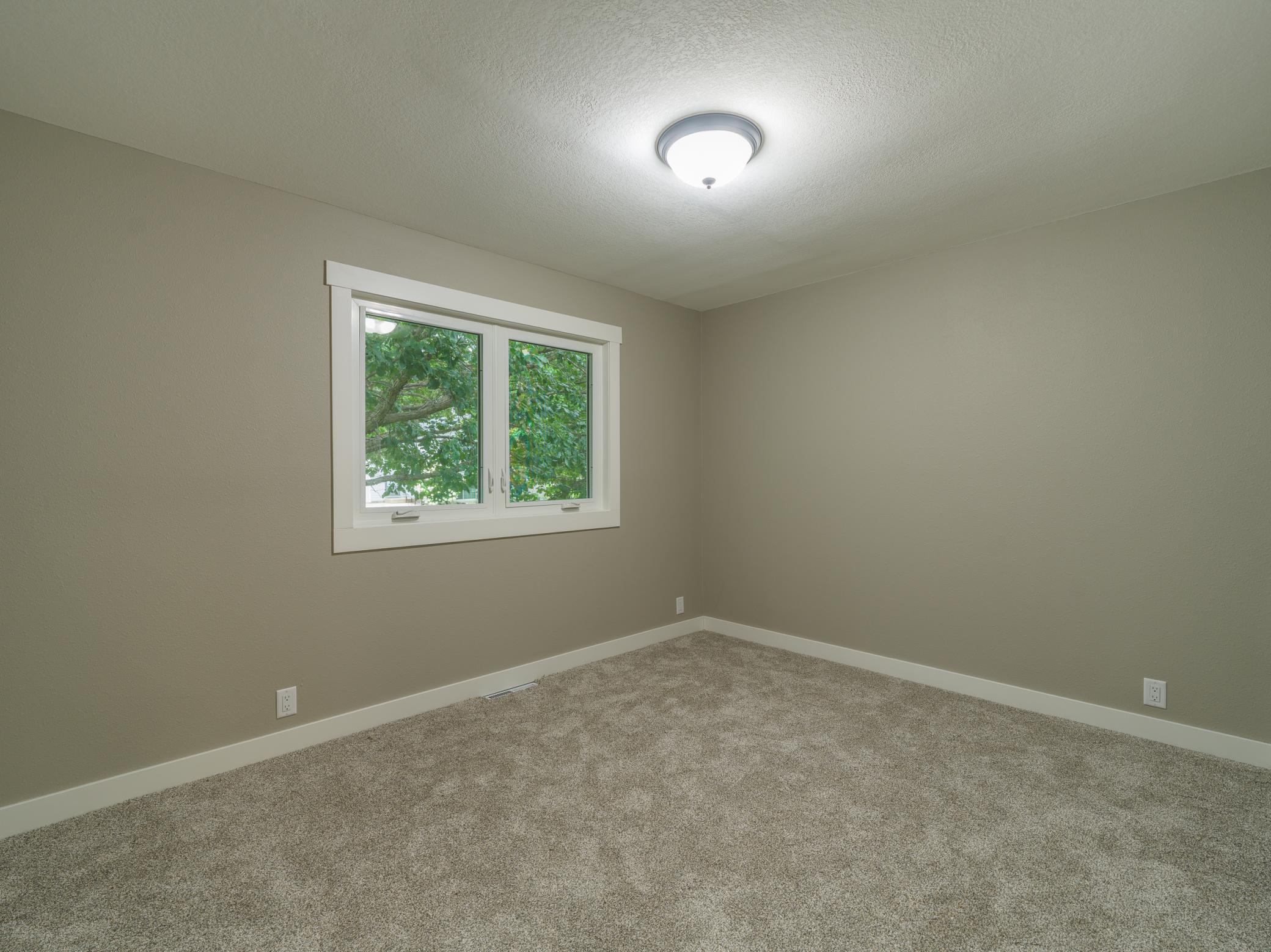 1208 Crestview Road Property Photo 11
