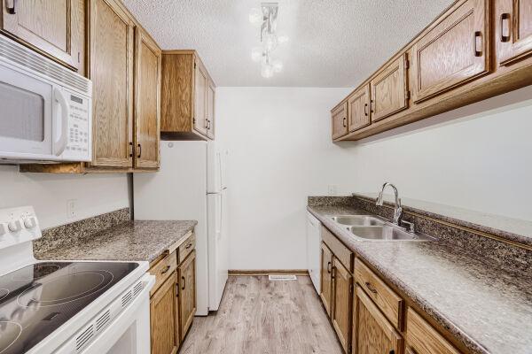 8777 Jasmine Lane Property Photo 7