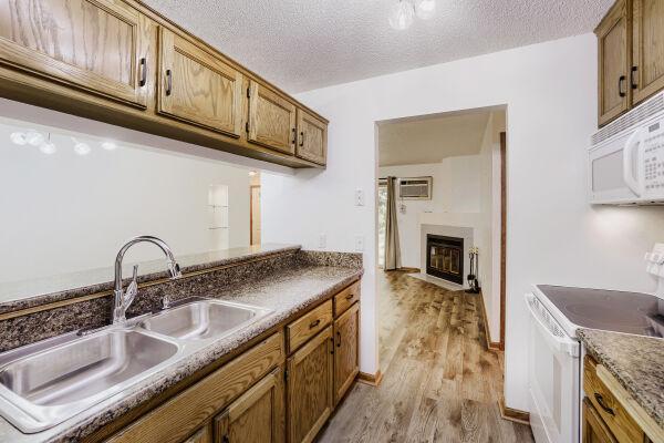 8777 Jasmine Lane Property Photo 8