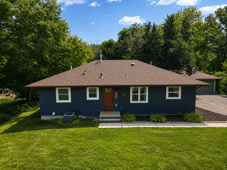 8124 Mount Curve Boulevard Property Photo 1