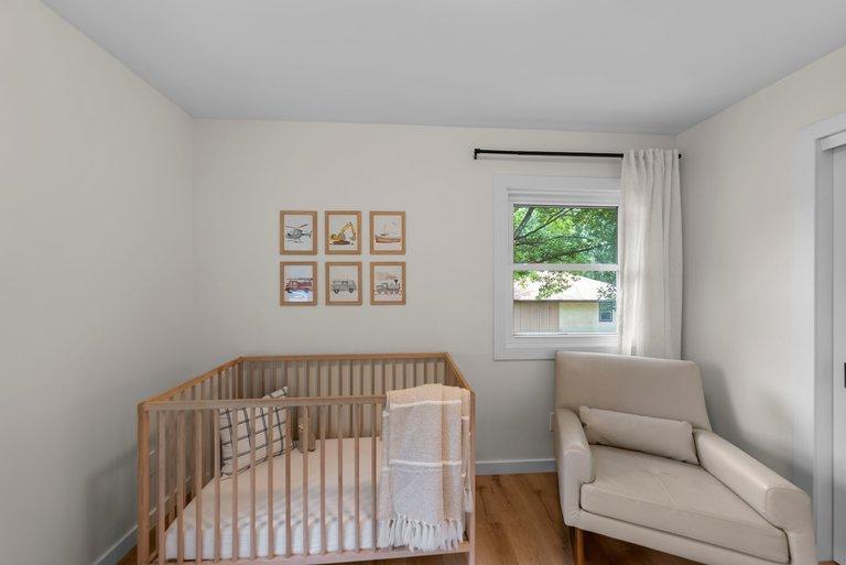 8124 Mount Curve Boulevard Property Photo 27