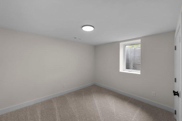 8124 Mount Curve Boulevard Property Photo 50