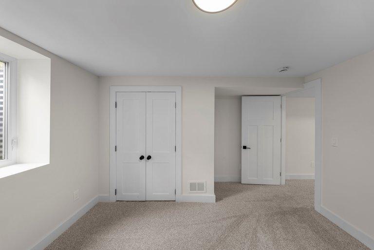 8124 Mount Curve Boulevard Property Photo 52