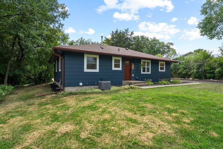 8124 Mount Curve Boulevard Property Photo 59