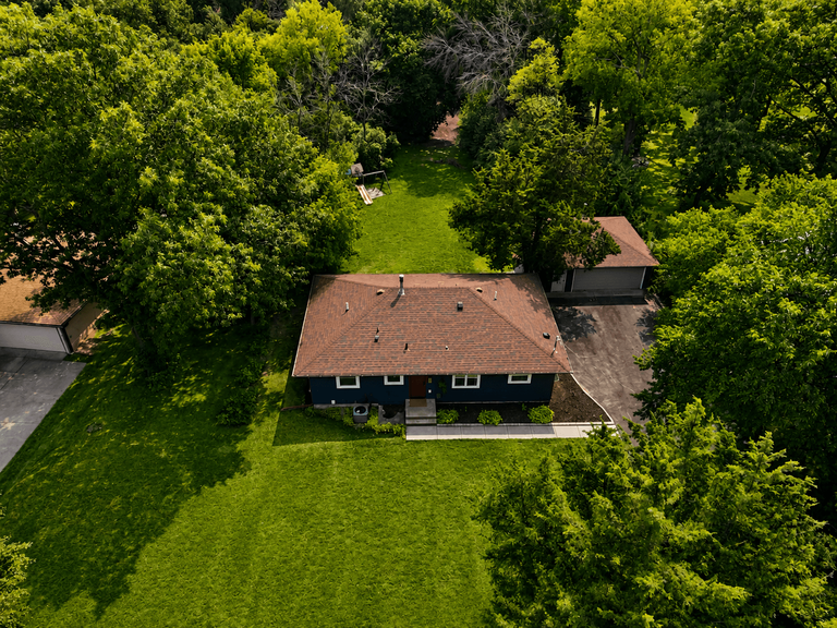 8124 Mount Curve Boulevard Property Photo 71