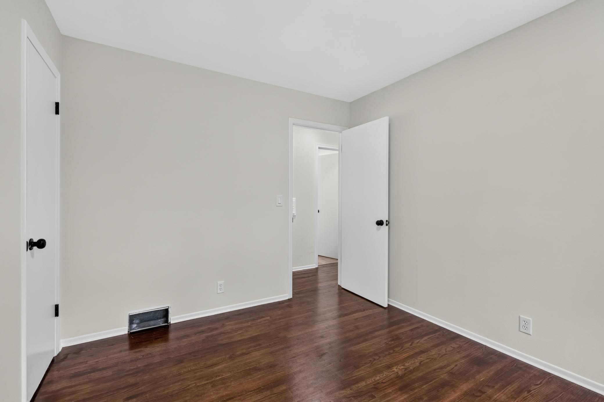 1211 Sunnyside Drive Property Photo 14
