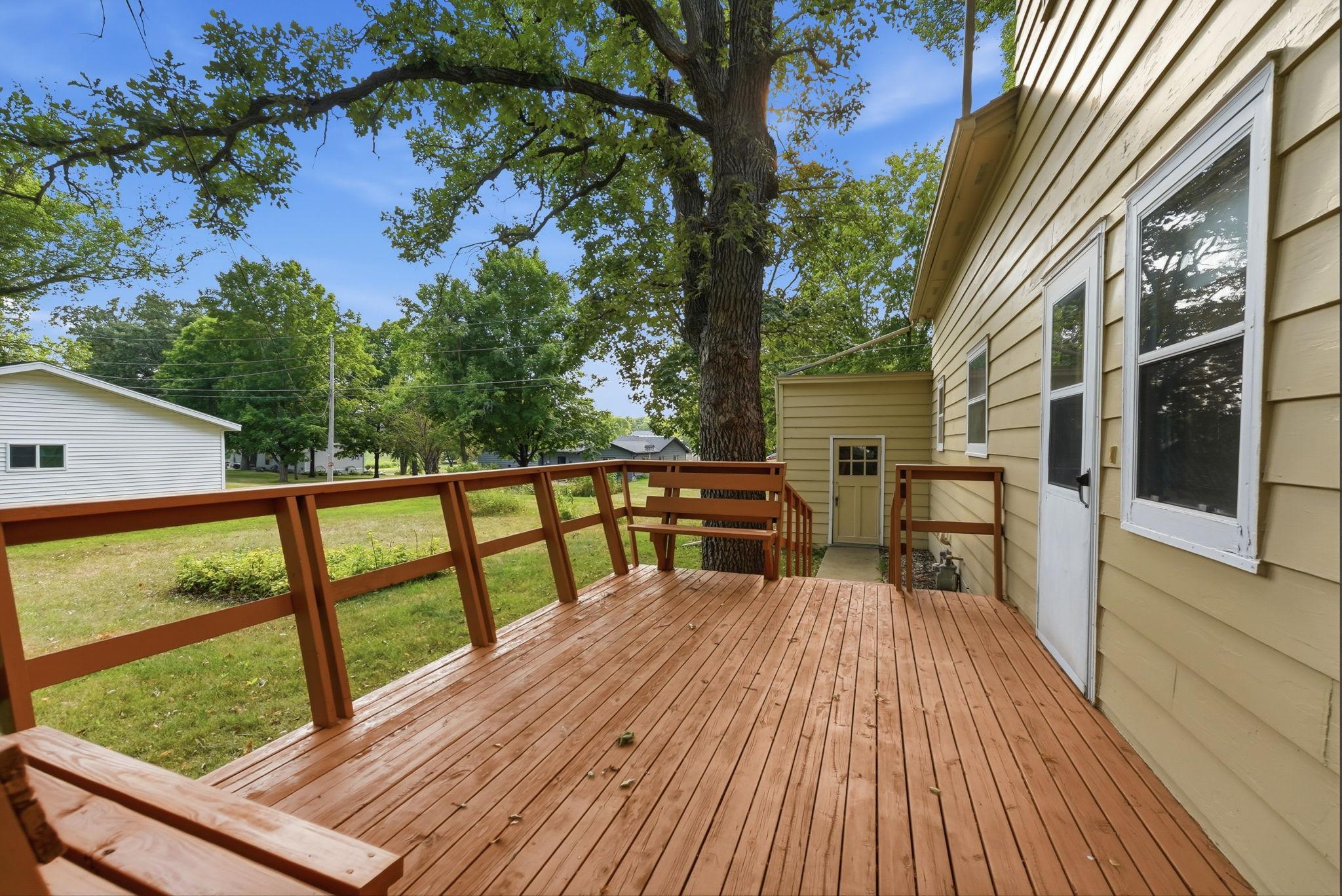 1018 8th Avenue E Property Photo 5