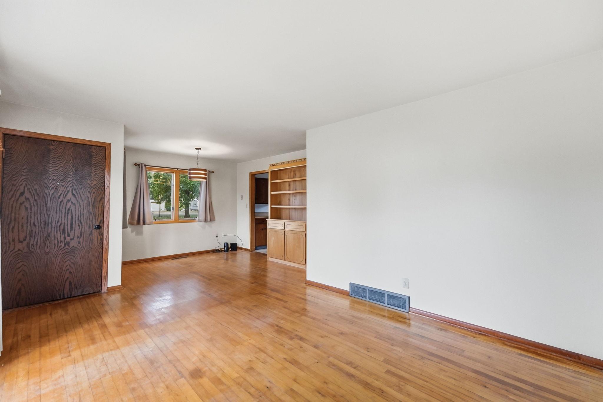 1018 8th Avenue E Property Photo 12