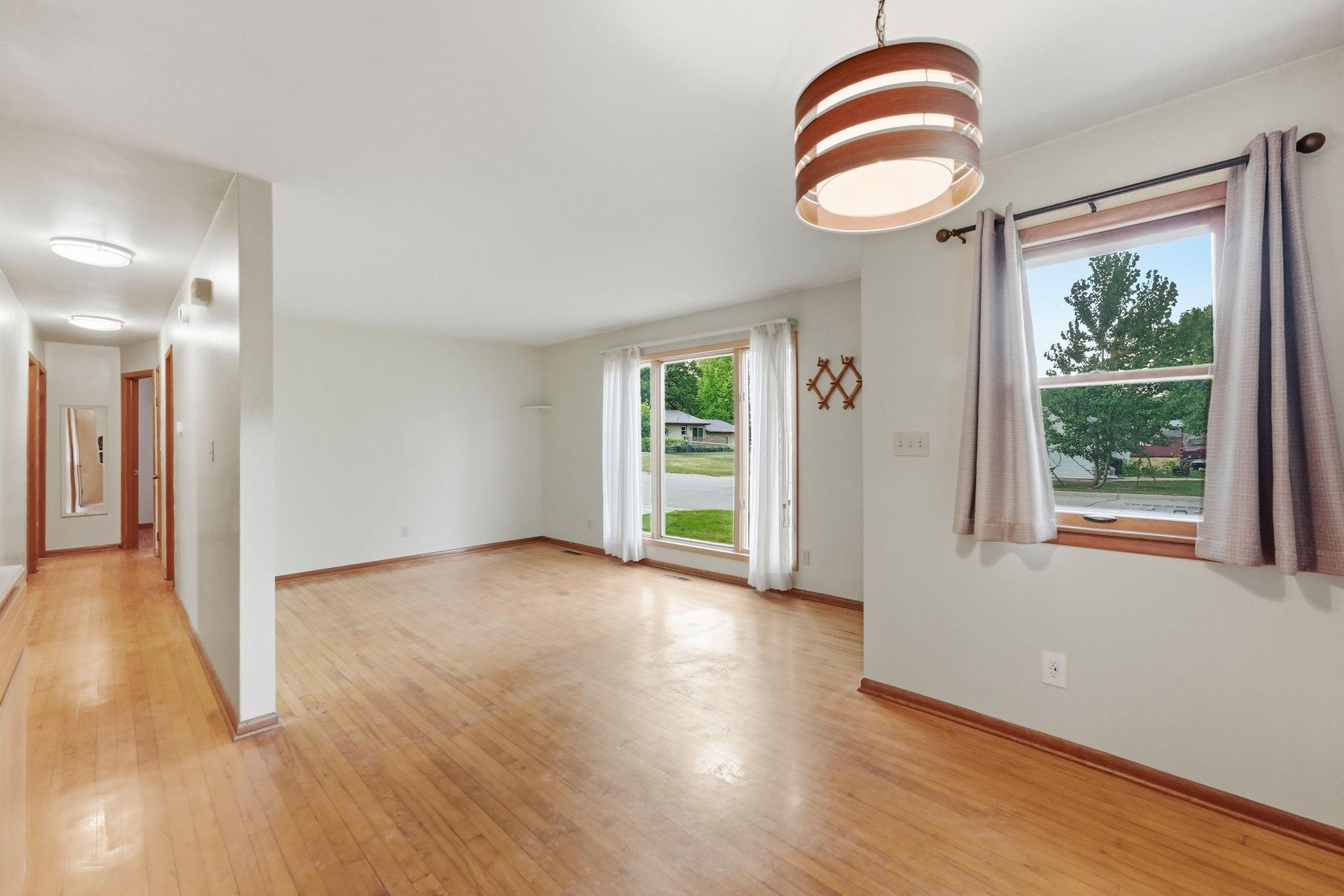 1018 8th Avenue E Property Photo 14