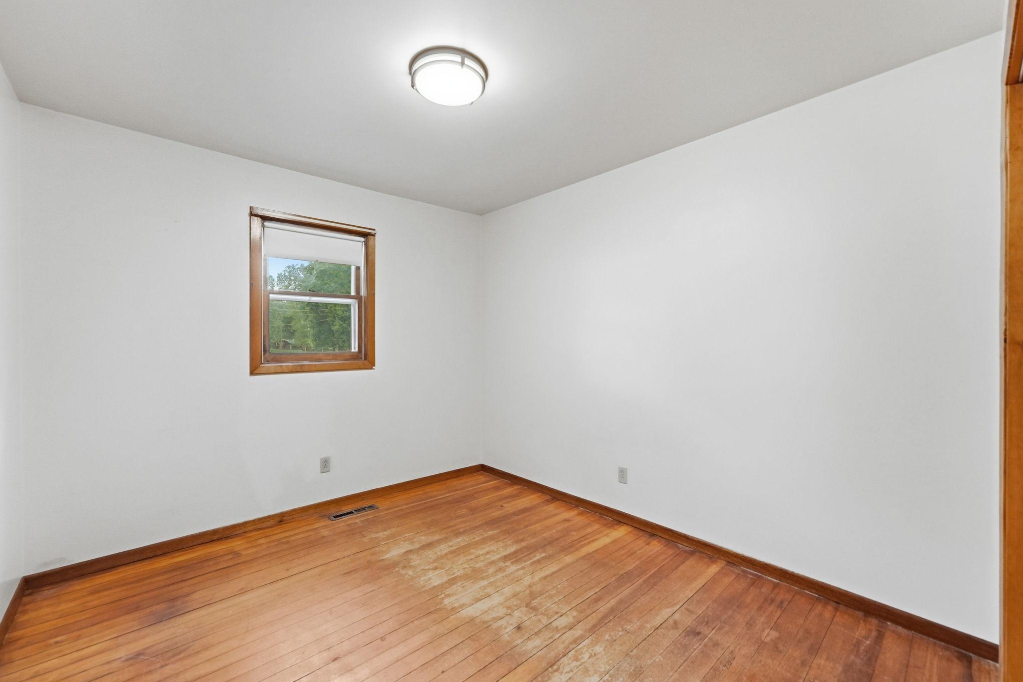 1018 8th Avenue E Property Photo 24