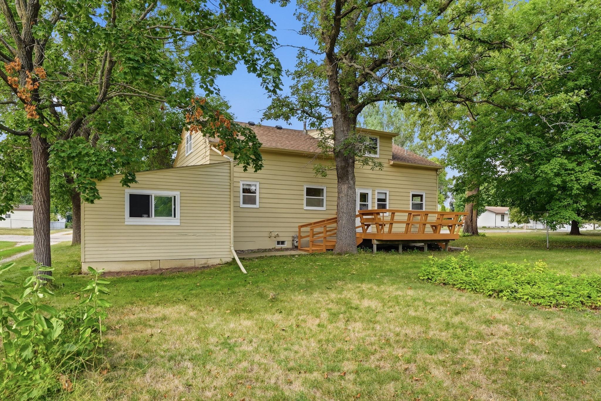 1018 8th Avenue E Property Photo 33
